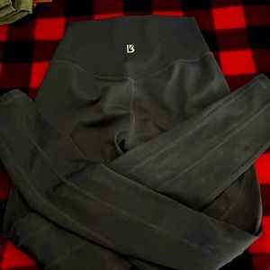 Black small leggings